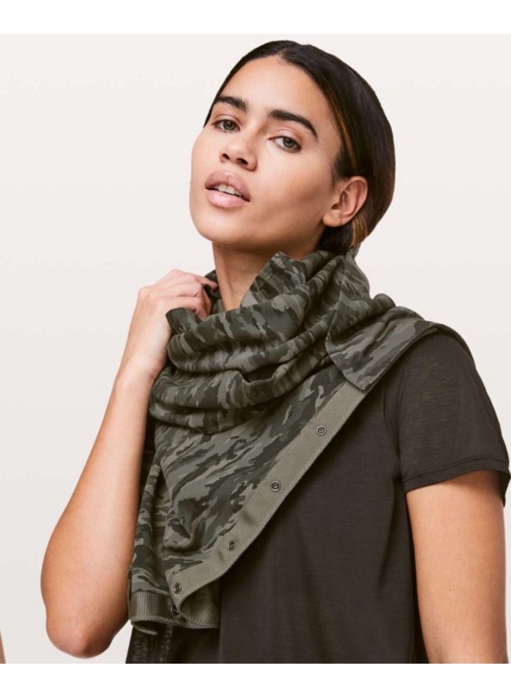 Lululemon Vinyasa Camo green scarf
